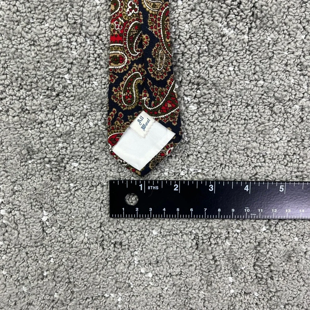 Vintage All Wool Mens Tie Navy Red Paisley Necktie Traditional Preppy